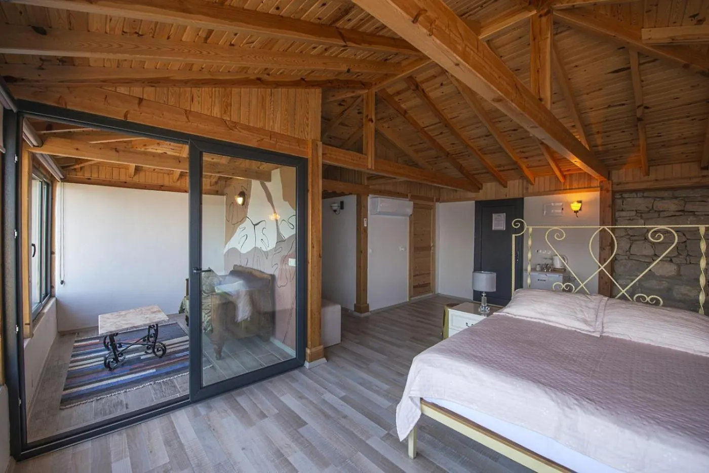 Yediburunlar Lighthouse Boutique Hotel And Restaurant Faralya