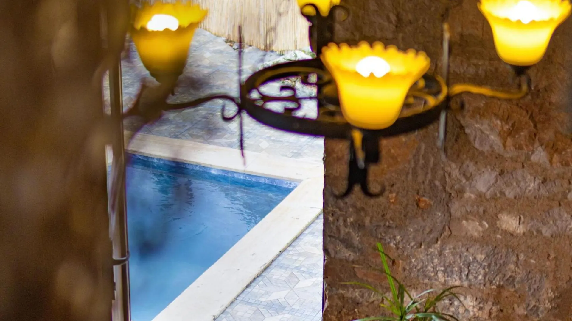 פאראליה Yediburunlar Lighthouse Boutique Hotel And Restaurant בית הארחה