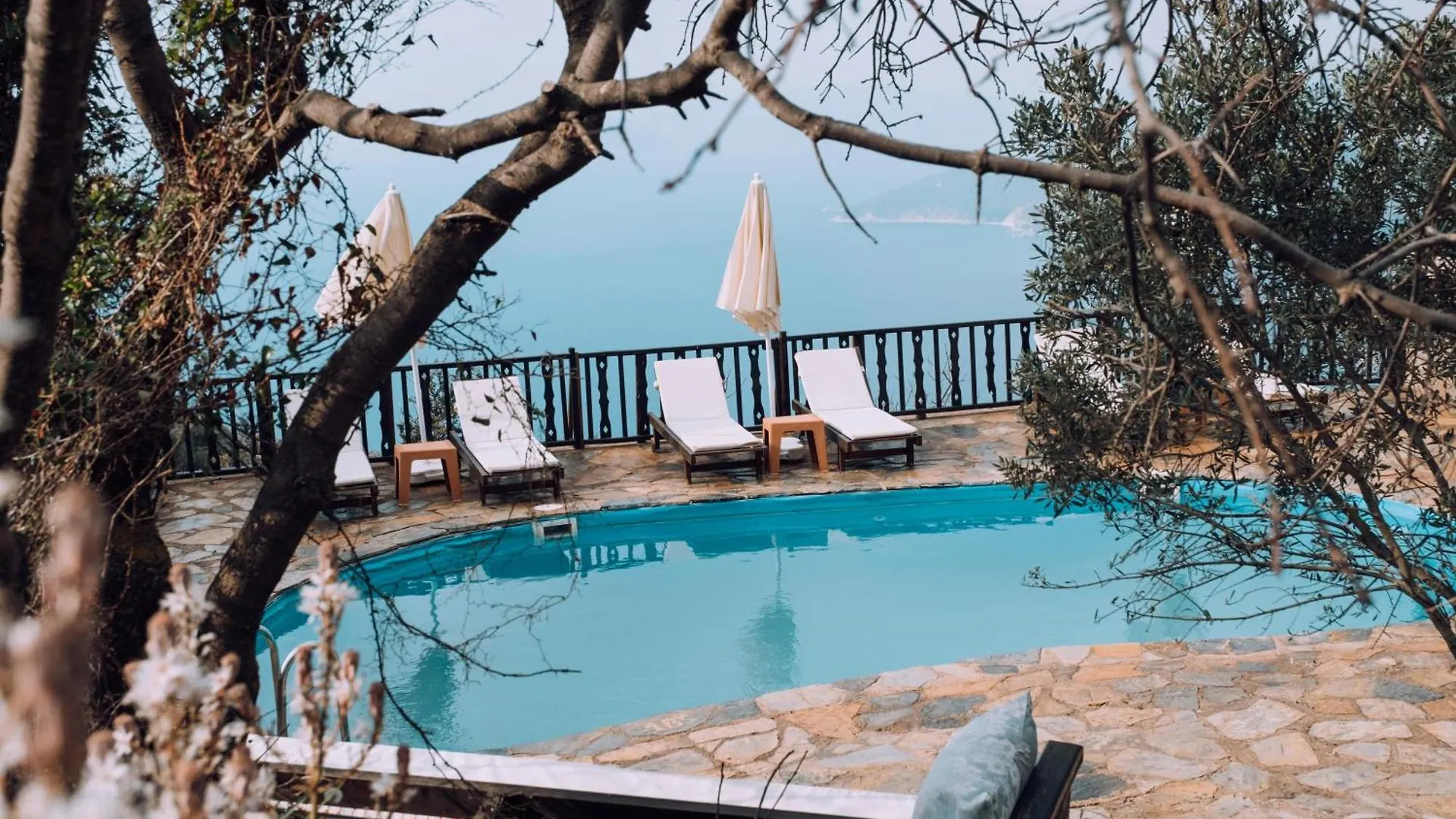 פאראליה Yediburunlar Lighthouse Boutique Hotel And Restaurant בית הארחה